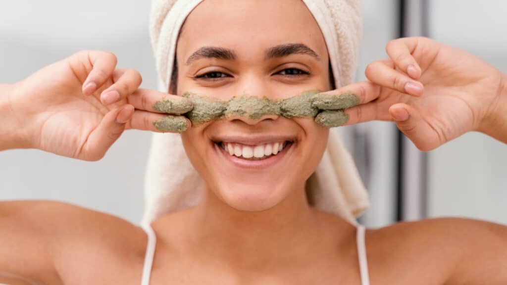 Argile verte : l'ingrédient miracle pour une peau éclatante