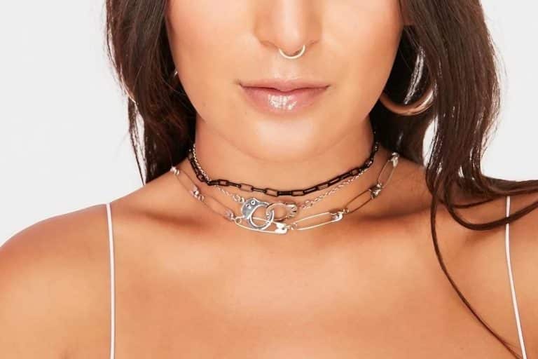 collier menotte ras de cou femme