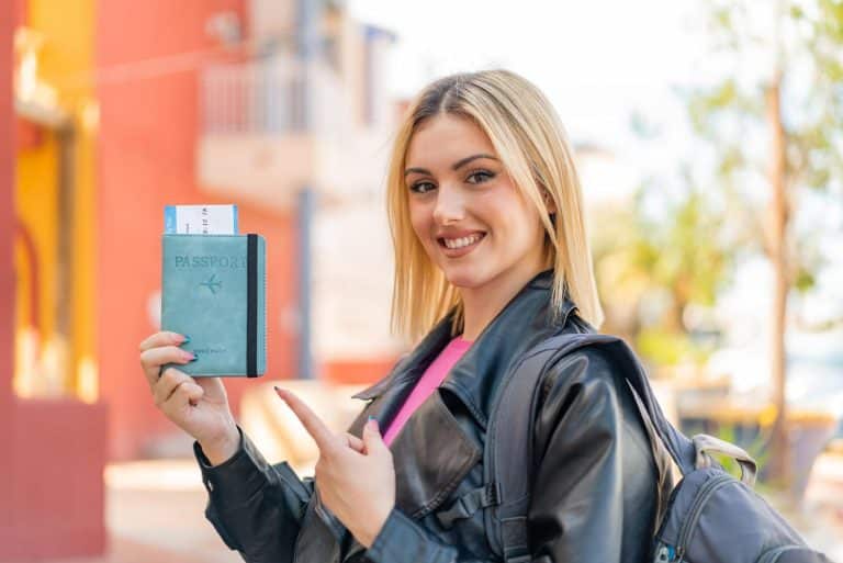 pochettes personnalisables pour passeport