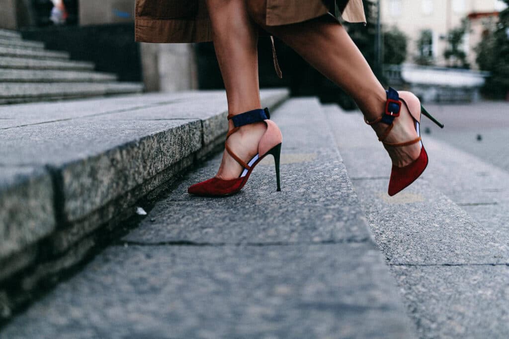 porter escarpins eviter douleurs pieds