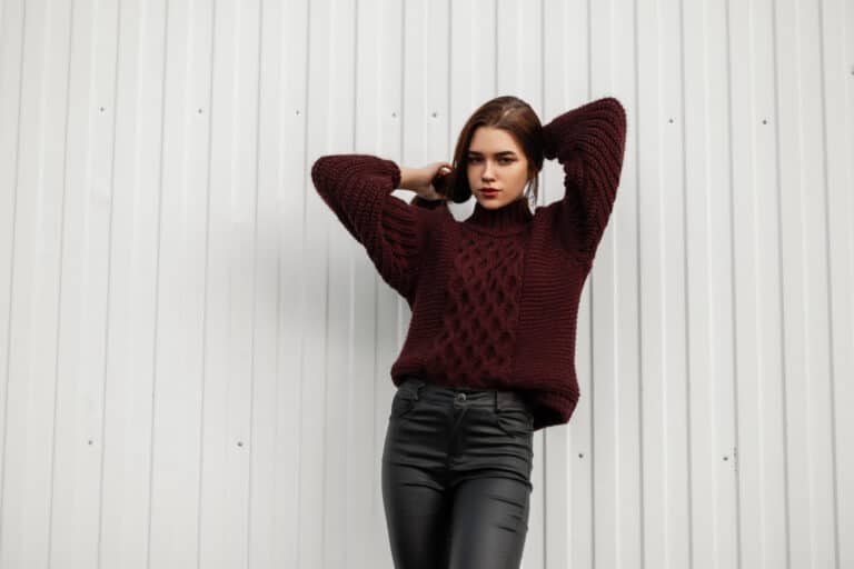 pull trou pouce